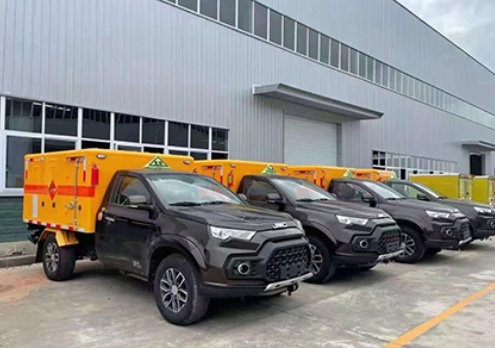 霍山爆破器材运输车-保障安全与效率的关键